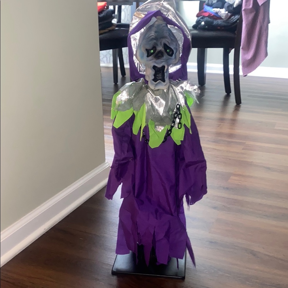 Vintage ghost face halloween decor - Picture 1 of 6